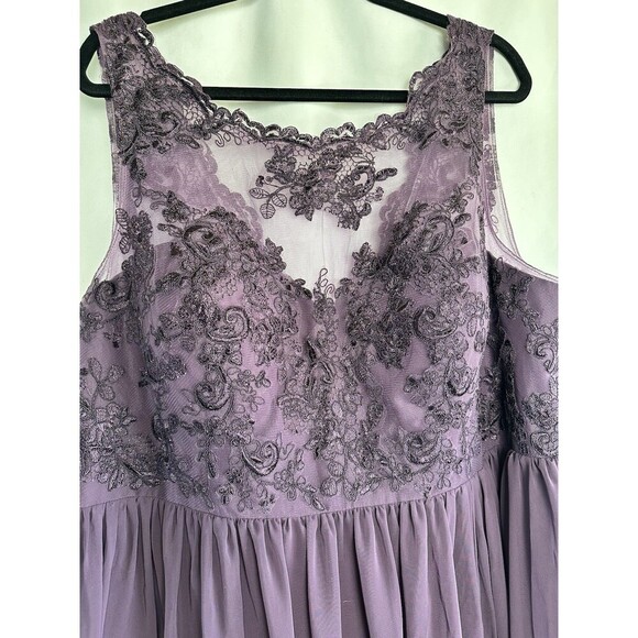 NWT Azazie Woman’s Plus Size A24 Mother of the Bride/Groom 24W - Picture 6 of 16